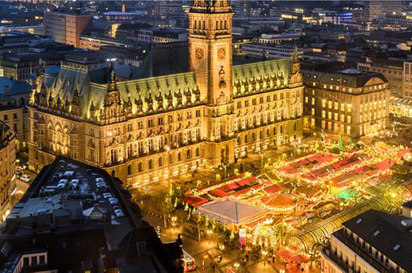 THE ARMCHAIR TRAVELLER 4th EDITION - HAMBURG
